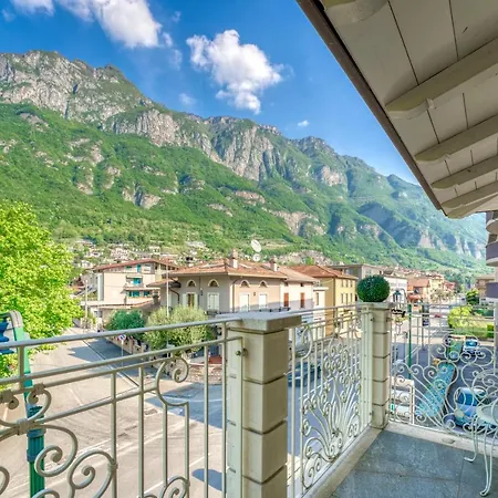 Liberty بيت ضيافة Boario Terme